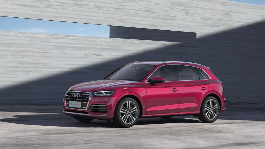  Audi Q5L 45 TFSI Quattro S-Line 2018 года  (CN) (фото 3 из 18)